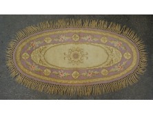 Régi ovális alakú lila szőnyeg 90 x 160 cm