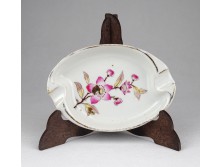 Régi virágos kispesti porcelán hamutál