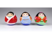 Régi díszes kínai gipsz gömb nő figura 3 darab