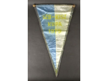 SZB - KISZ KUPA 1979 kék fehér háromszög csapatzászló 33.5 x 55 cm
