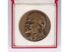 MSZMP KFKI kitüntetés Lenin bronzplakett 1975