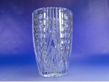 Extra vastagfalú csiszoltüveg kristály váza