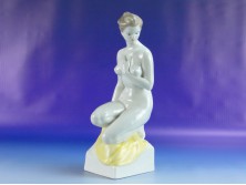 Hollóházi porcelán női akt szobor 