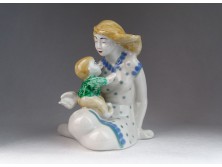 Anya gyermekével porcelán figura 16.5 cm