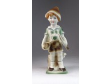 Biszkvit porcelán cserkész fiú figura 19 cm