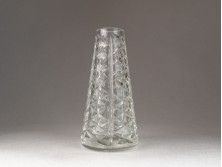 Régi csiszolt üveg váza 15 cm