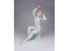 Régi Aquincum porcelán fésülködő akt szobor 22 cm