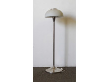 Retro formatervezett fehér opálüveg búrás space age design állólámpa 130 cm