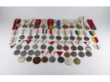 Régi vegyes tornász sportérem csomag 1950-es, 60-as évek, 48 darab egyben
