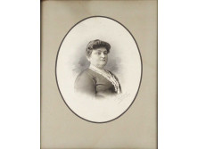 Régi nagyméretű keretezett női portré, fotográfia MINDSZENTY POZSONY 1912
