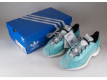Türkizkék női Adidas SL 7600 W edzőcipő 37.5-es méret