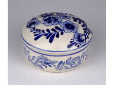 Delft jellegű, kék-fehér, virágmintás kerámia bonbonier 8 cm