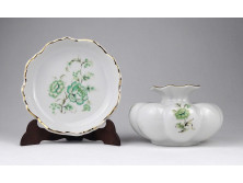 Virágmintás Zsolnay porcelán gerezdes kisváza és kistál 